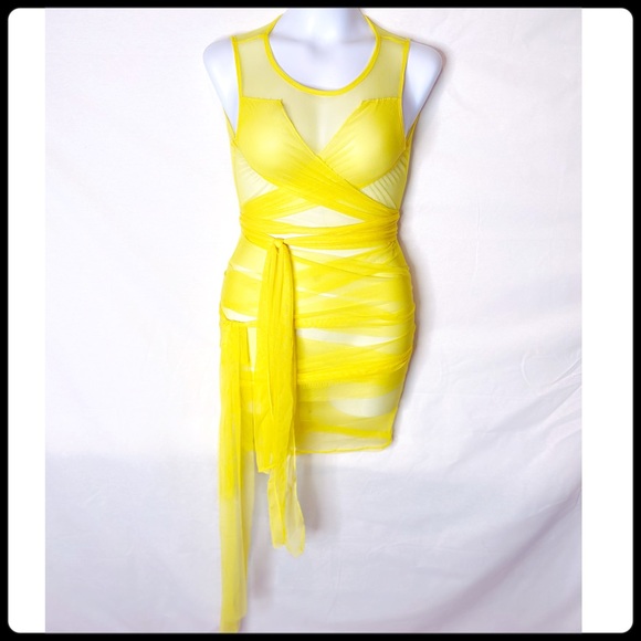 P🖤P Out Dress - Picture 2 of 3